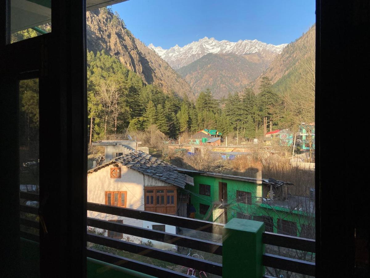 Hotel The Royal Orchard Kasol Exterior foto